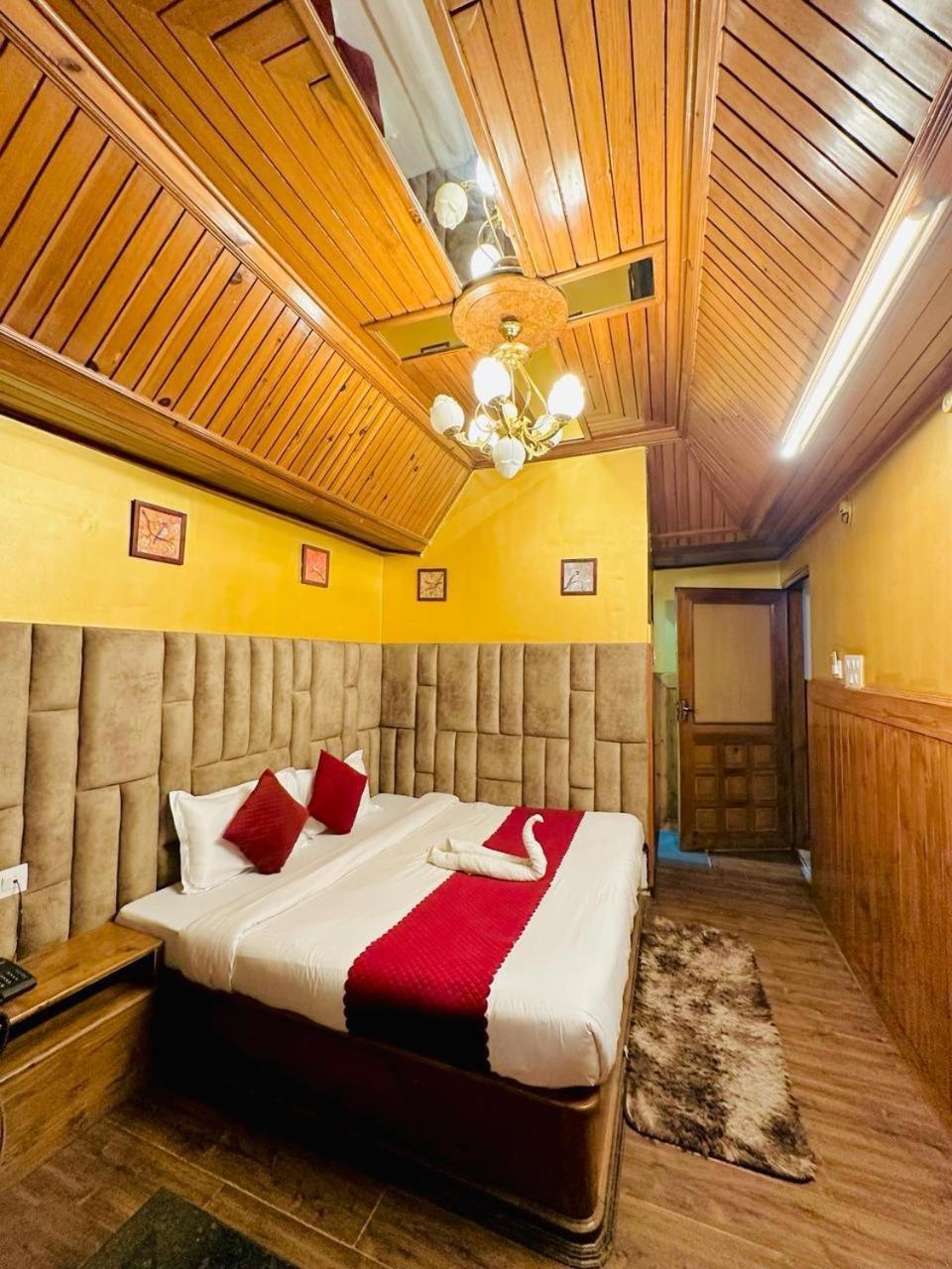 Hotel Avalanche Шимла Экстерьер фото
