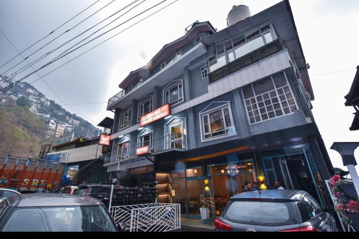 Hotel Avalanche Шимла Экстерьер фото